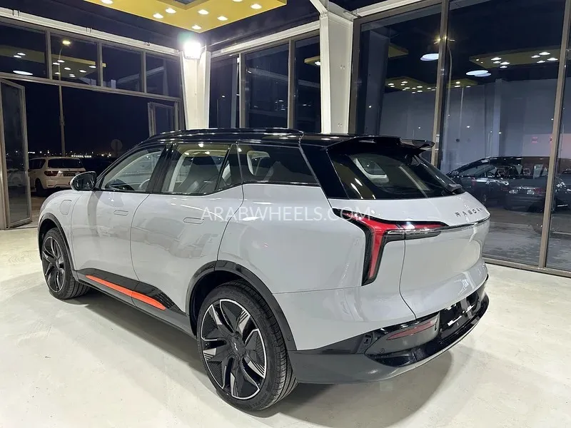 ربدان ون 2023 for Sale in أبو ظبي Image-11