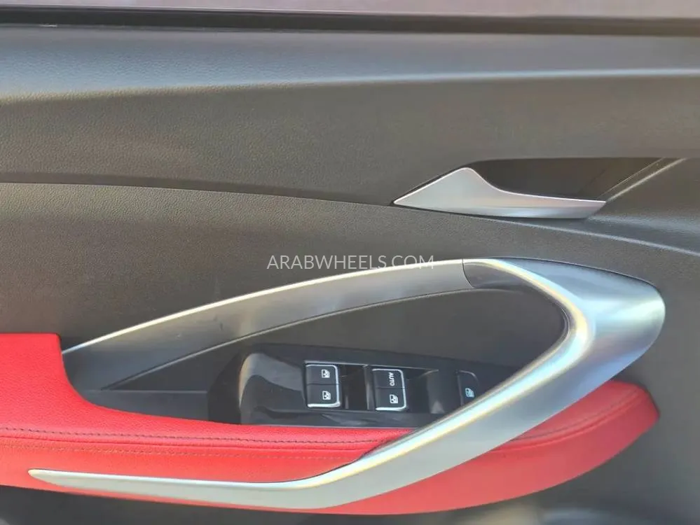 Chevrolet Captiva 2022 for Sale in Sharjah Image-6