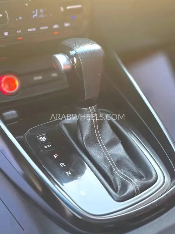 Chevrolet Captiva 2022 for Sale in Sharjah Image-14