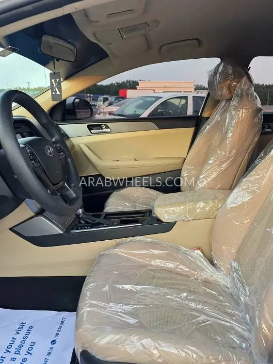 Hyundai Sonata 2015 for Sale in Sharjah Image-11