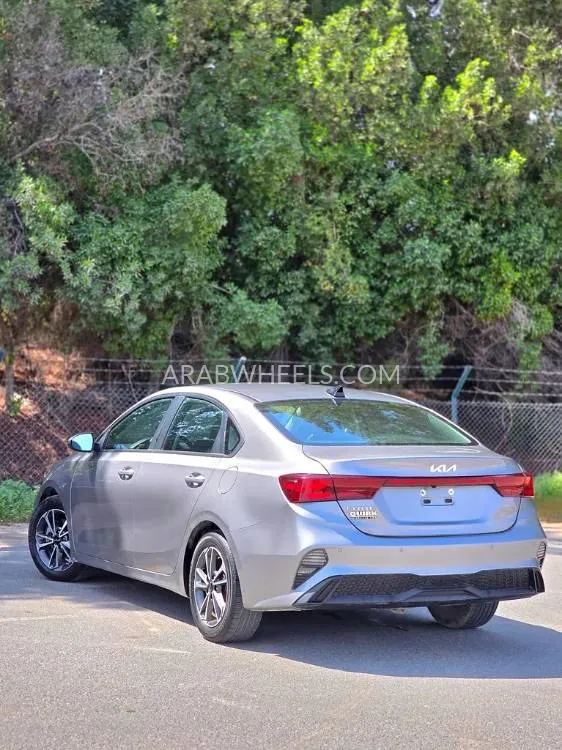 Kia Forte 2023 for Sale in Sharjah Image-2