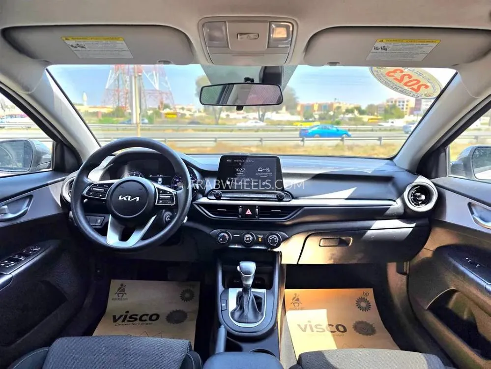 Kia Forte 2023 for Sale in Sharjah Image-19