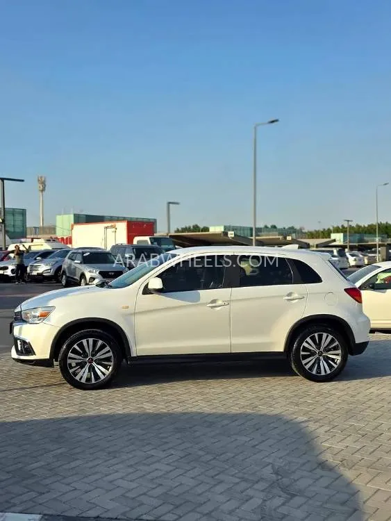 Mitsubishi ASX 2019 for Sale in Sharjah Image-19
