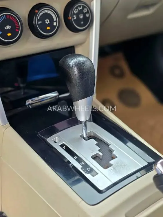 Mitsubishi Lancer 2016 for Sale in Sharjah Image-15