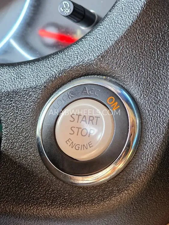 Nissan Maxima 2014 for Sale in Sharjah Image-9