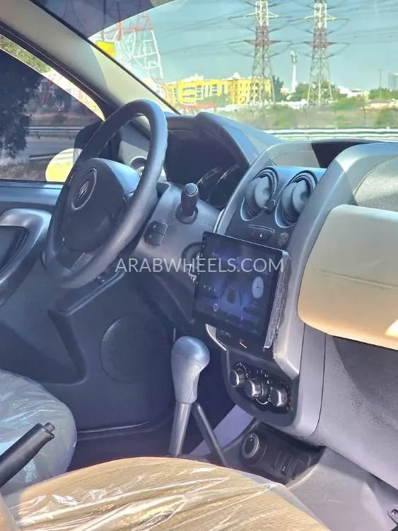 Renault Duster 2017 for Sale in Sharjah Image-15