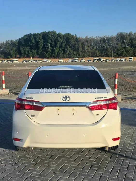 Toyota Corolla 2014 for Sale in Sharjah Image-16