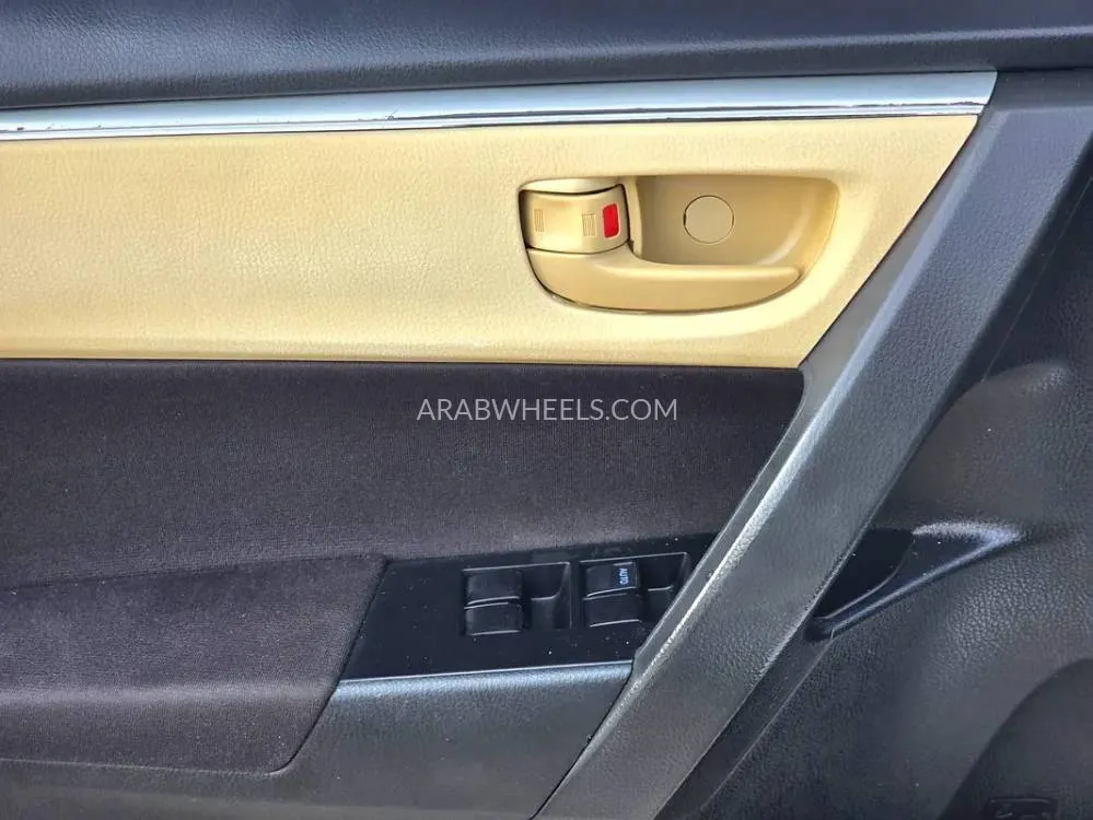 Toyota Corolla 2019 for Sale in Sharjah Image-14