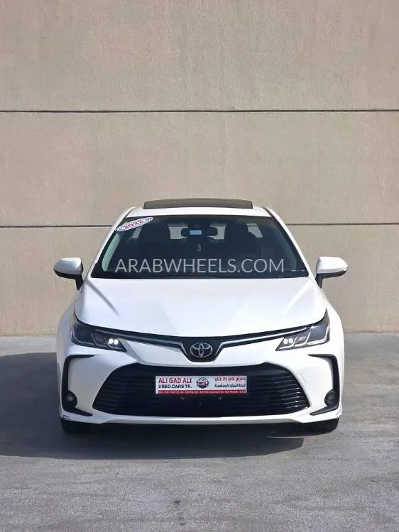 Toyota Corolla 2022 for Sale in Sharjah Image-4