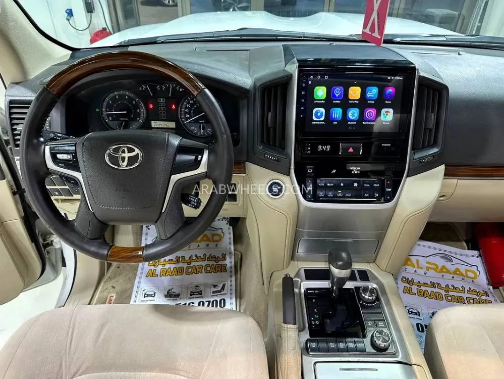 Toyota Land Cruiser 2018 for Sale in Abu Dhabi Image-9