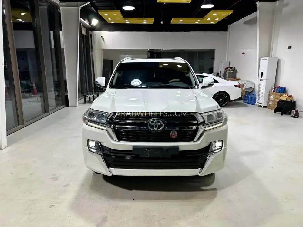 Toyota Land Cruiser 2018 for Sale in Abu Dhabi Image-13