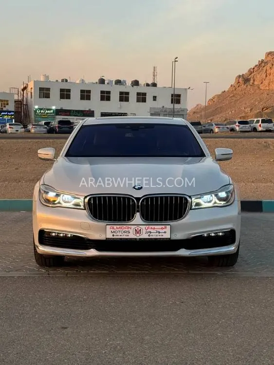 BMW 7 series 2019 for Sale in Abu Dhabi Image-5
