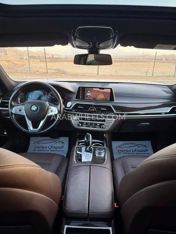 BMW 7 series 2019 for Sale in Abu Dhabi Image-15