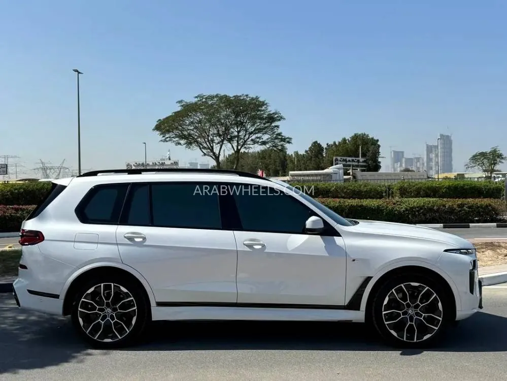 بي إم دبليو X7 2025 for Sale in دبي Image-3