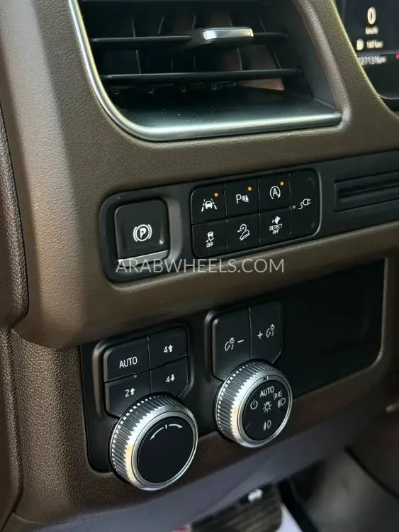 GMC Yukon 2021 for Sale in Abu Dhabi Image-9