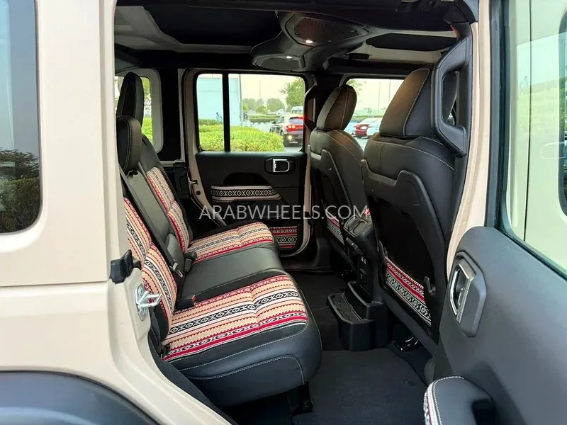 Jeep Wrangler 2024 for Sale in Dubai Image-19