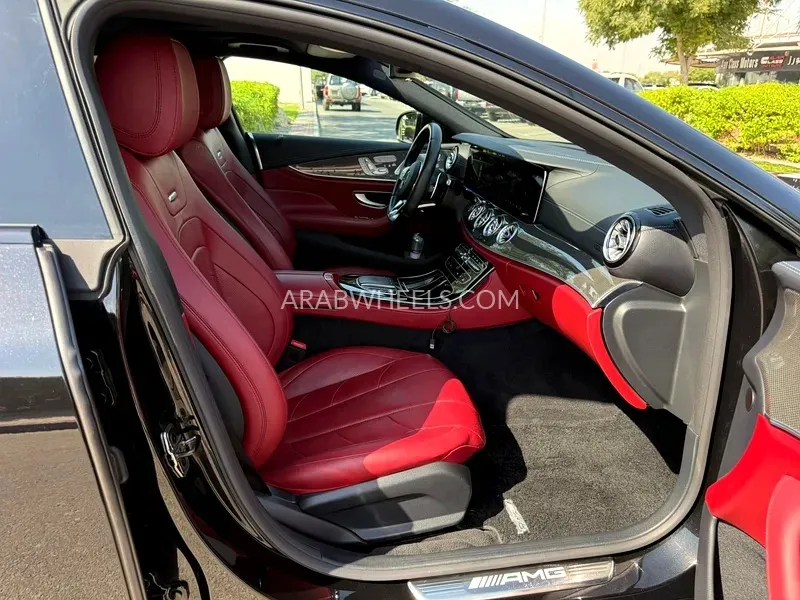 Mercedes Benz CLS Class 2021 for Sale in Dubai Image-7