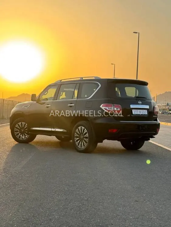 Nissan Patrol 2017 for Sale in Abu Dhabi Image-16