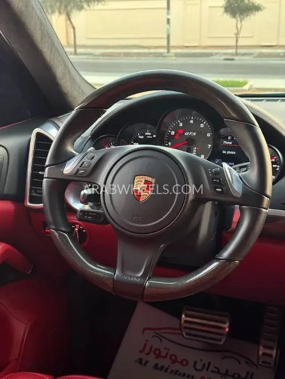 Porsche Cayenne 2014 for Sale in Abu Dhabi Image-11