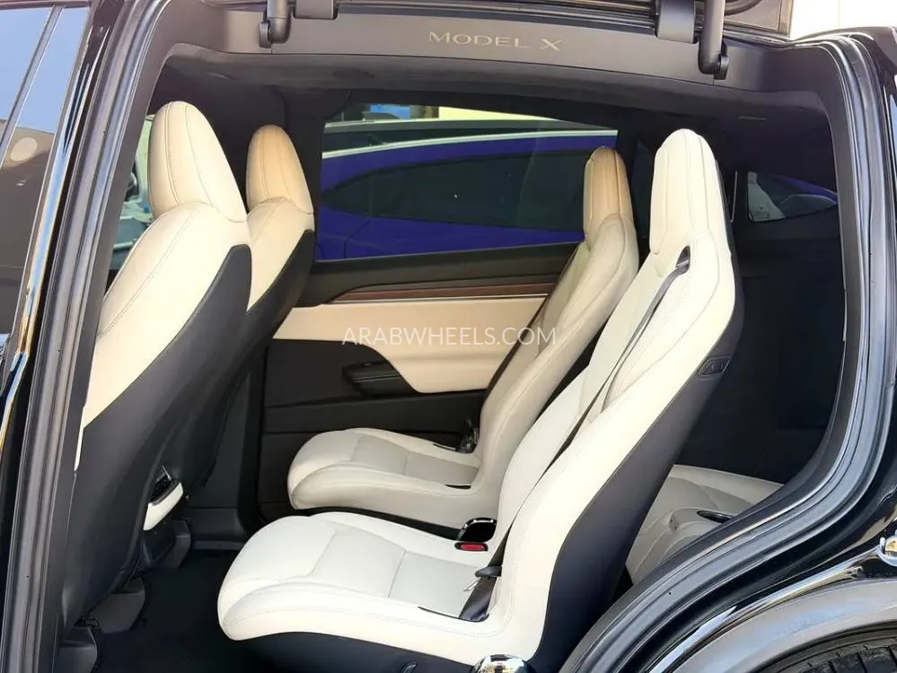 Tesla Model X 2024 for Sale in Dubai Image-16
