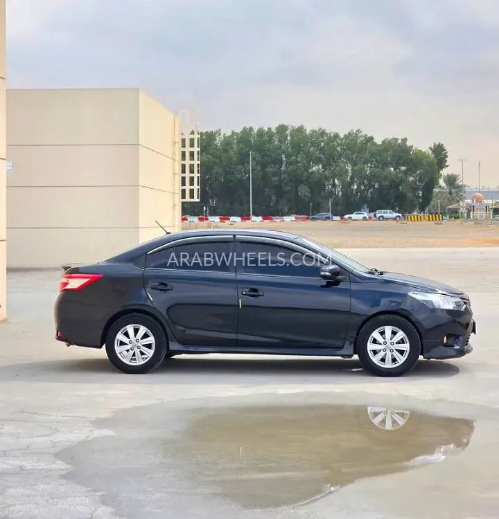 Toyota Yaris 2014 for Sale in Sharjah Image-4