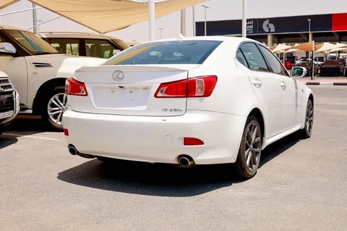 Lexus IS 2012