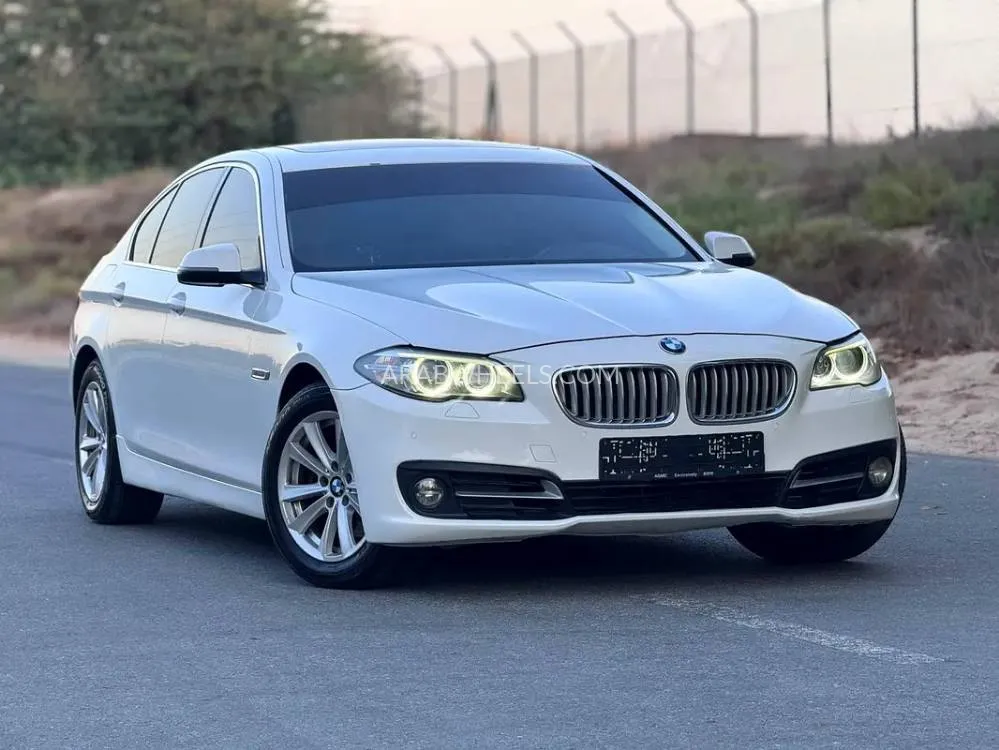 BMW 5 series 2016 for Sale in Sharjah Image-8