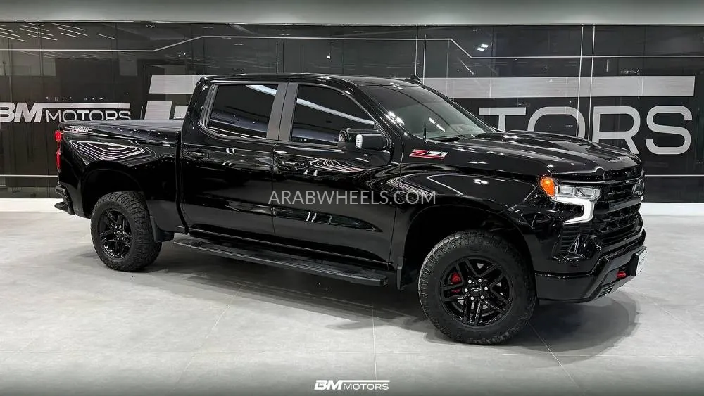 Chevrolet Silverado 2023 for Sale in Dubai Image-10