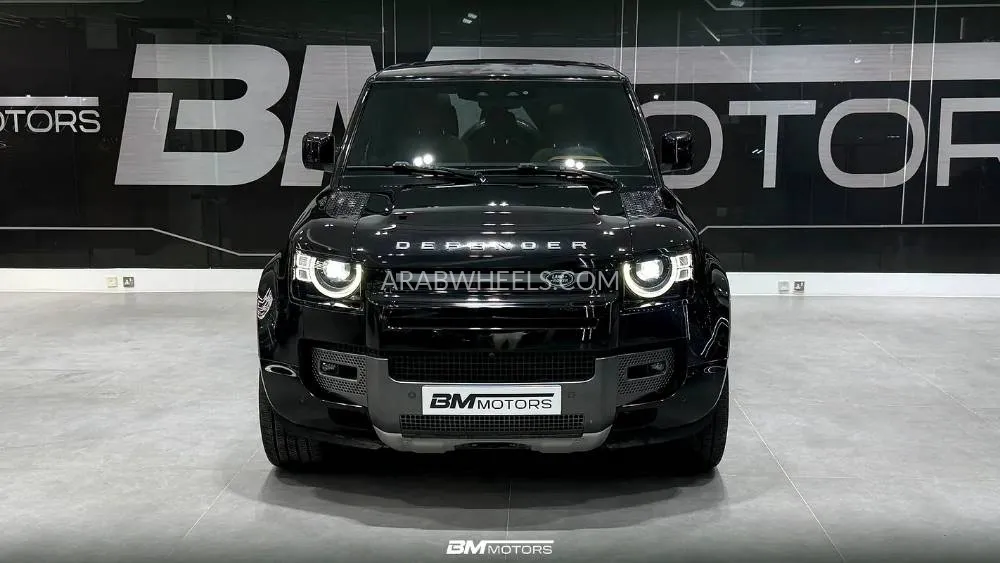 Land Rover Defender 2023 for Sale in Dubai Image-11