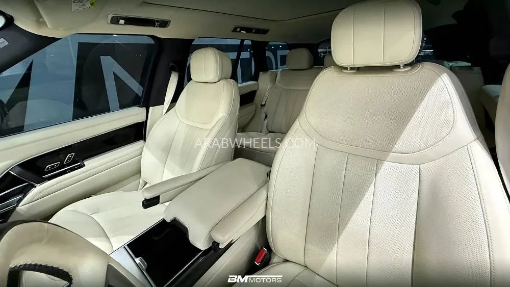 Land Rover Range Rover 2024 for Sale in Dubai Image-7
