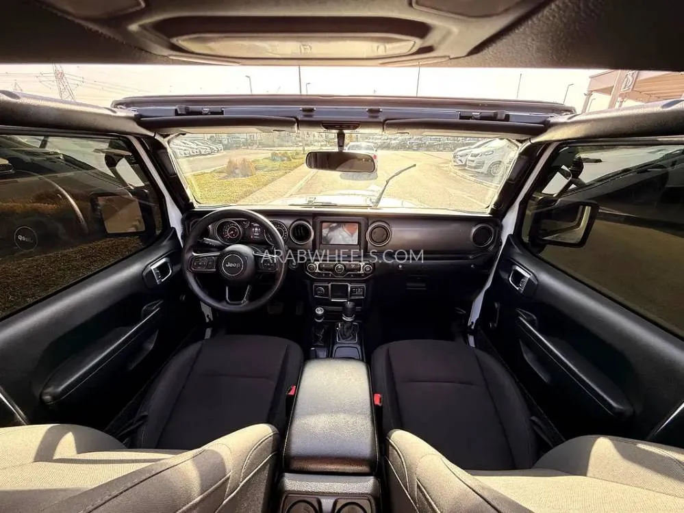 Jeep Wrangler 2022 for Sale in Dubai Image-8