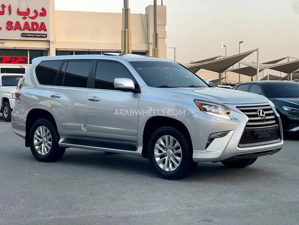 Lexus GX 2019 for Sale in Sharjah Image-12