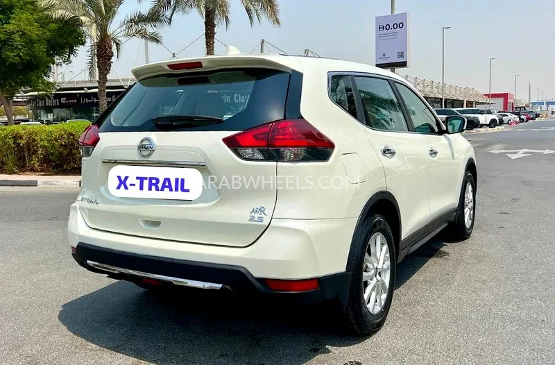 Nissan X-Trail 2021 for Sale in Dubai Image-16