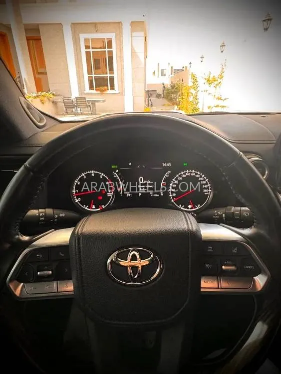 Toyota Land Cruiser 2023 for Sale in Ajman Image-3