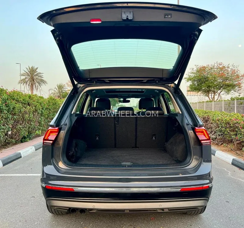 Volkswagen Tiguan 2018 for Sale in Dubai Image-9