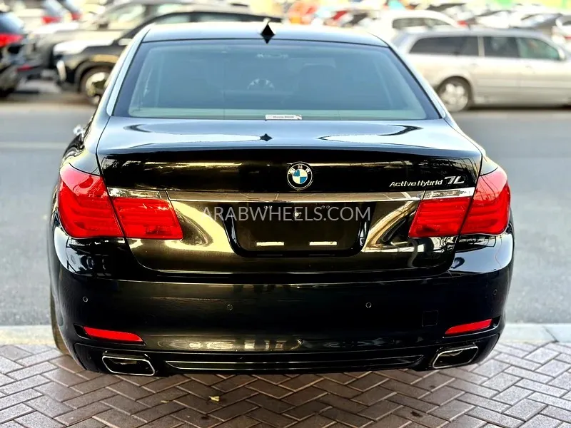 BMW 7 series 2010 for Sale in Dubai Image-13