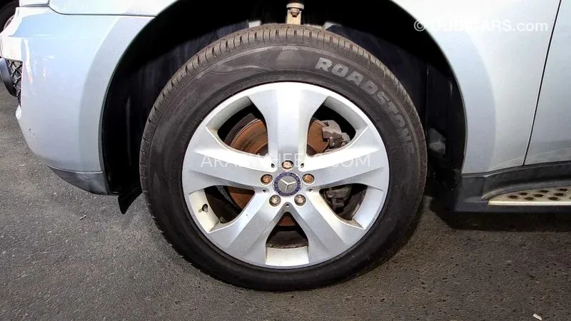 Mercedes Benz ML Class 2010 for Sale in Dubai Image-7