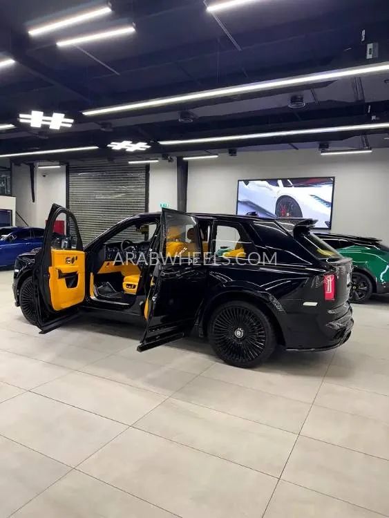 Rolls Royce Cullinan 2021 for Sale in Dubai Image-2