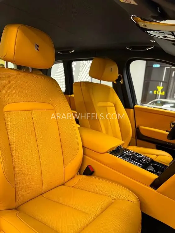 Rolls Royce Cullinan 2021 for Sale in Dubai Image-5