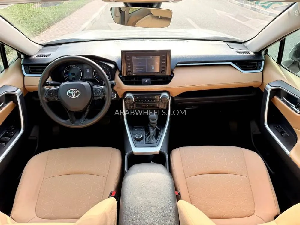 Toyota Rav4 2022 for Sale in Dubai Image-2