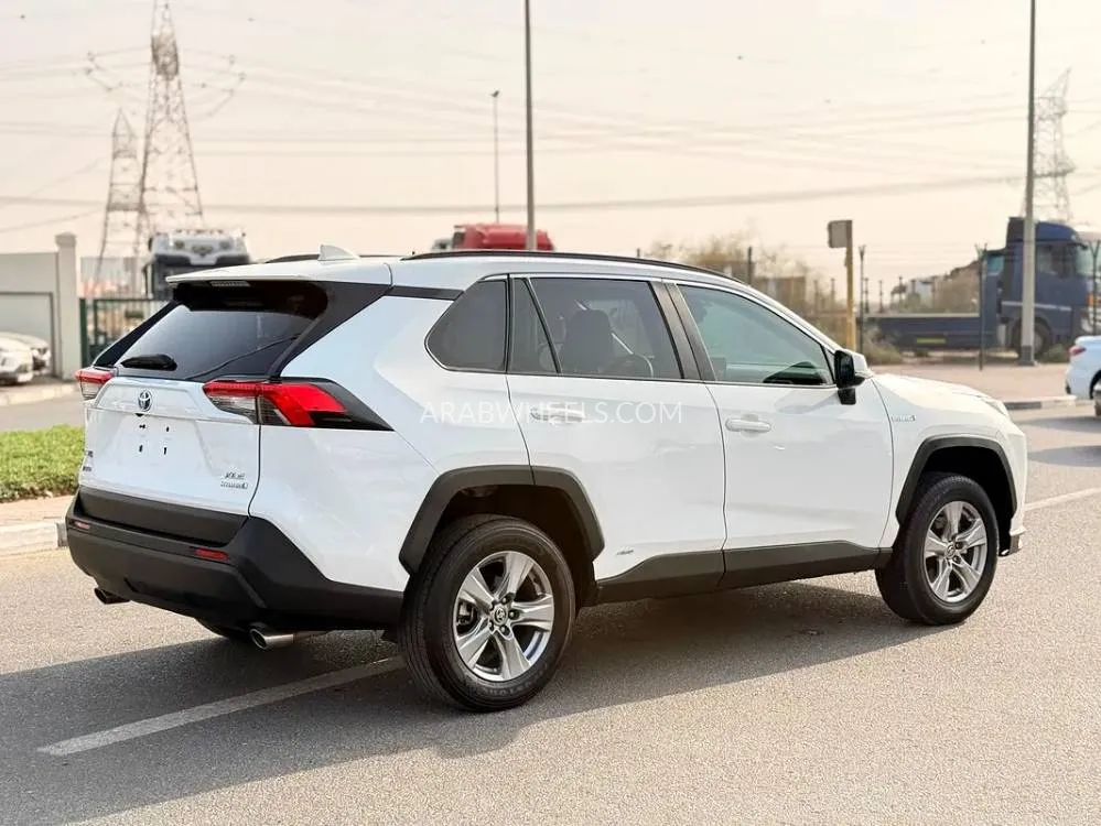 Toyota Rav4 2022 for Sale in Dubai Image-11