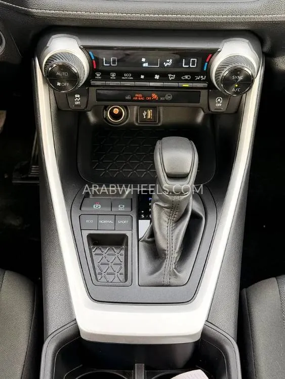 Toyota Rav4 2025 for Sale in Dubai Image-3