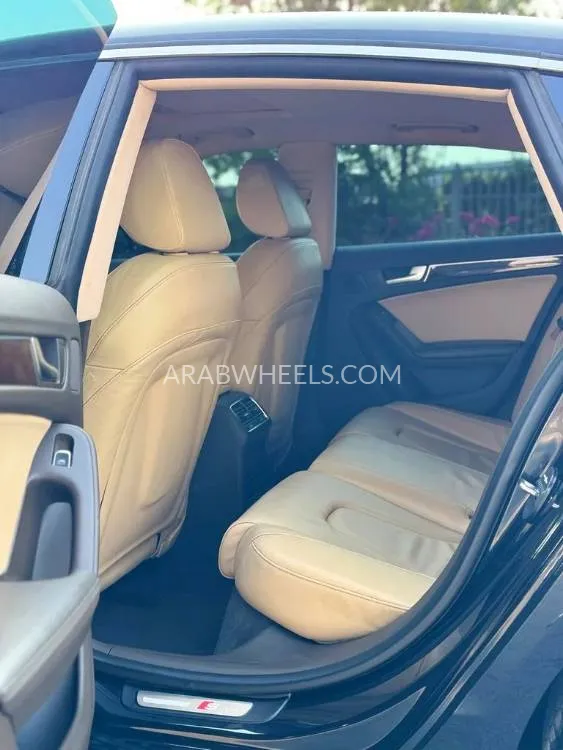 Audi A5 2013 for Sale in Dubai Image-11