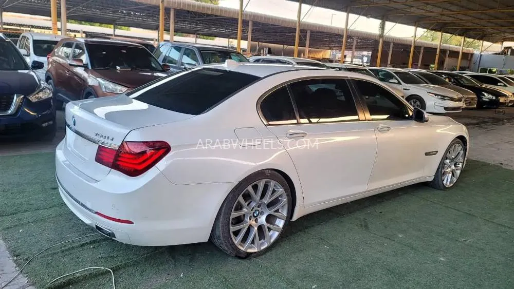 BMW 7 series 2014 for Sale in Ajman Image-16