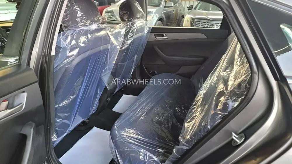 Hyundai Sonata 2019 for Sale in Ajman Image-4