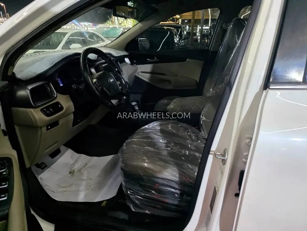 Kia Sorento 2020 for Sale in Ajman Image-12