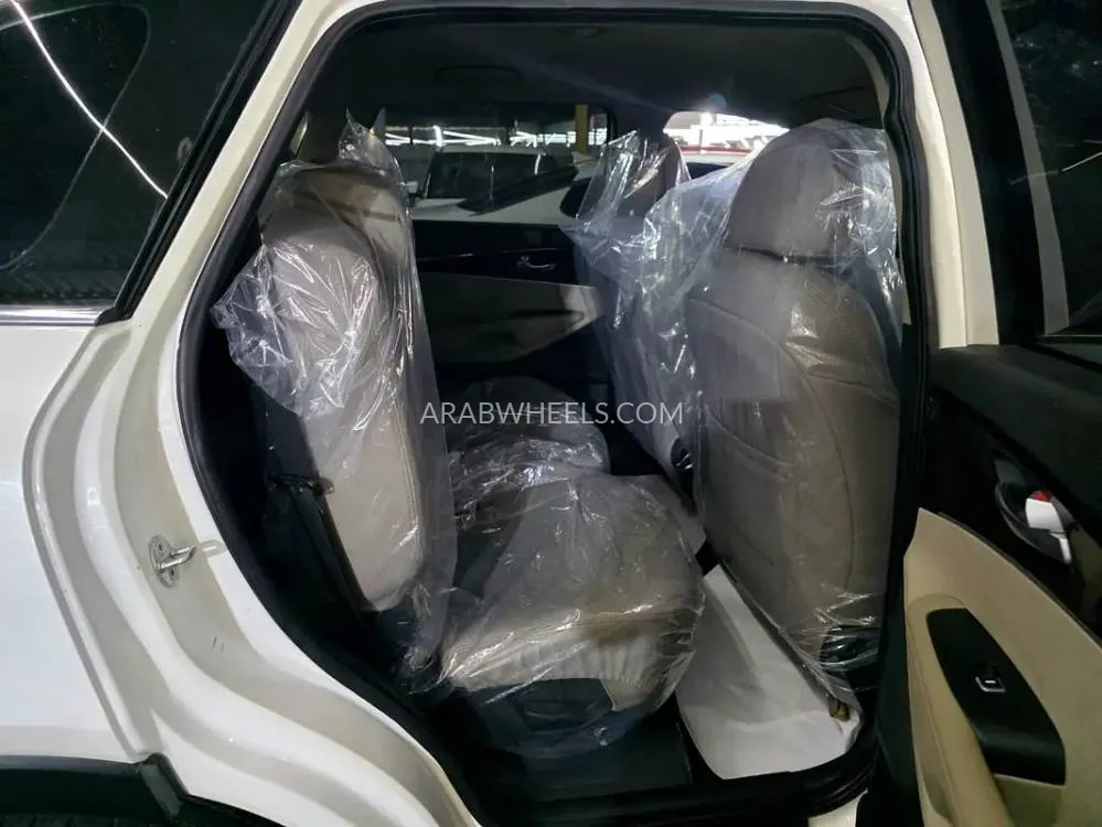 Kia Sorento 2020 for Sale in Ajman Image-14
