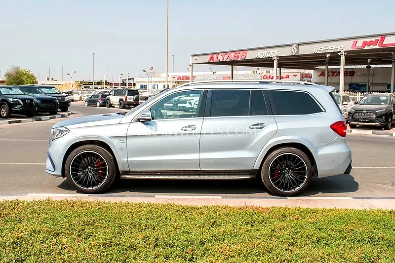 Mercedes Benz GLS 2017 for Sale in Dubai Image-7