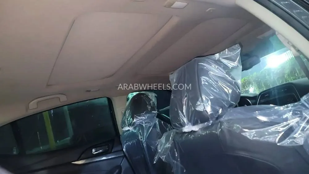 Nissan Maxima 2018 for Sale in Ajman Image-15