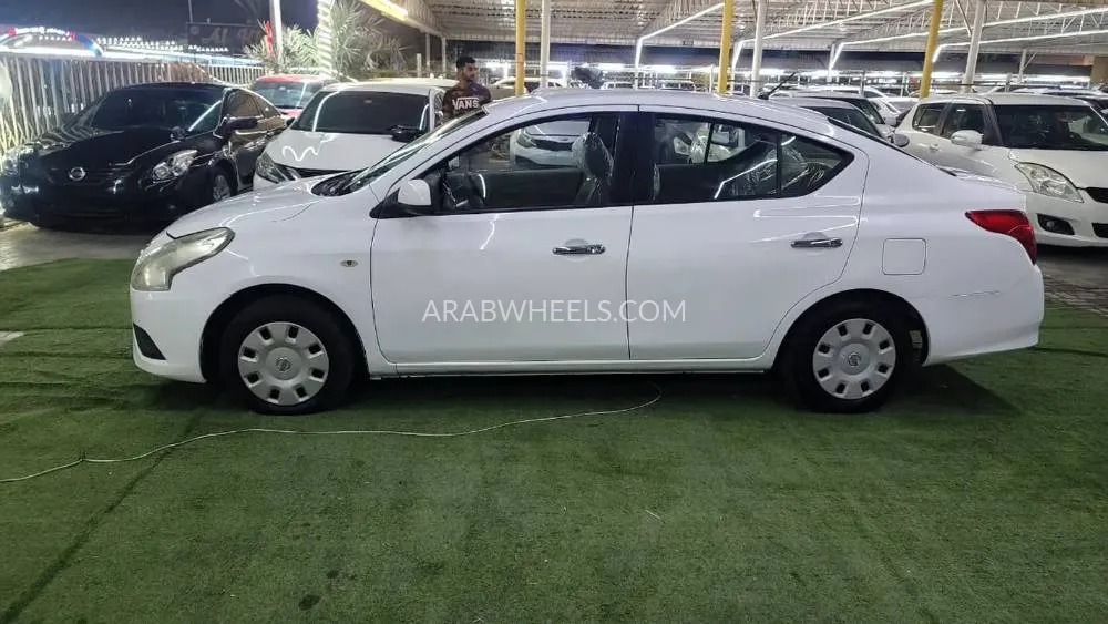 Nissan Sunny 2018 for Sale in Ajman Image-2